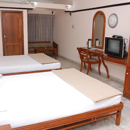 Amogha International Hotel Chitradurga Exteriör bild